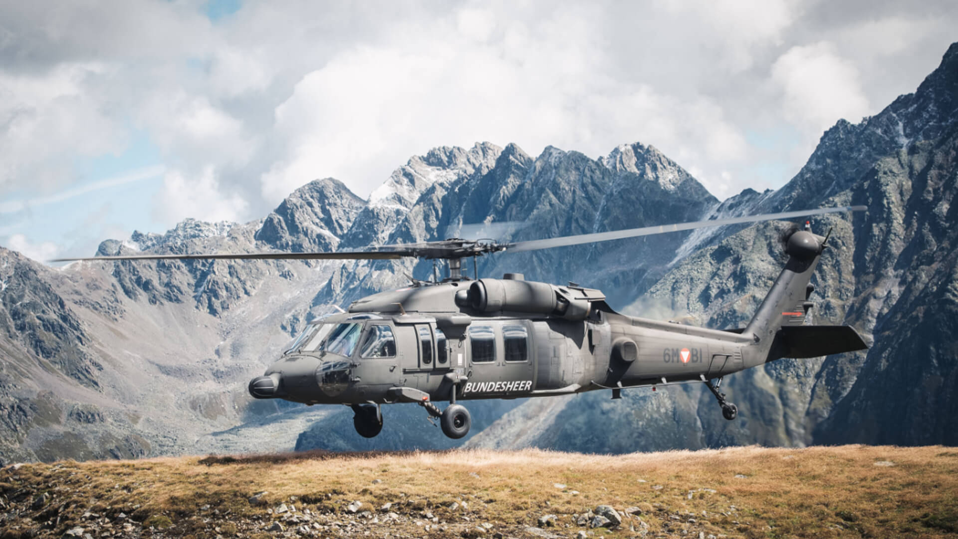 Österreichisches Bundesheer Hubschrauber: S-70 Black Hawk